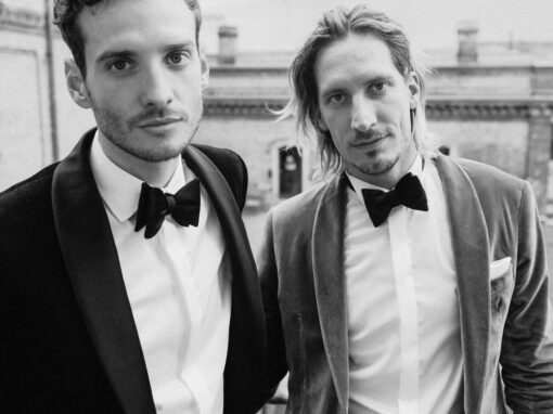 Pride Luxus Hochzeit Berlin: Shaun & Hendrik im Soho House und Deep Berlin – Hochzeitsfotograf Friel