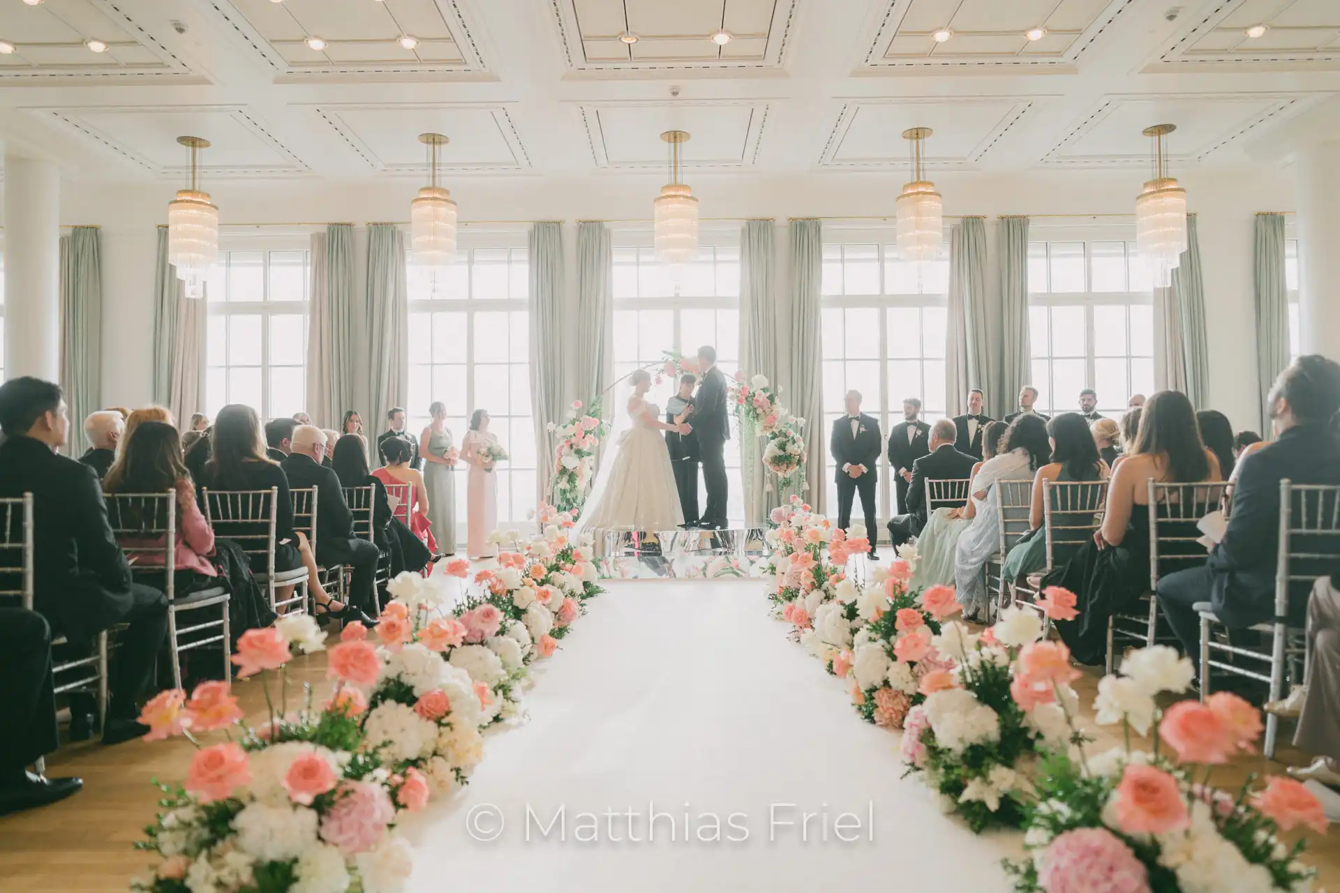 Hochzeit auf dem Petersberg — Sylvie & Max im Steigenberger Königswinter