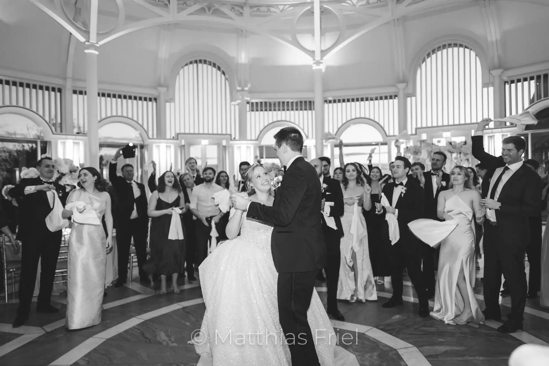 Hochzeit auf dem Petersberg — Sylvie & Max im Steigenberger Königswinter