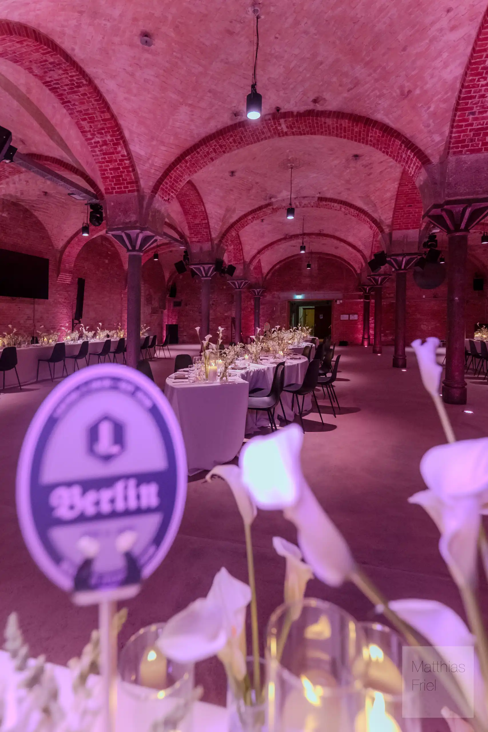 Hochzeit im DEEP Berlin: freie Trauung im Bötzow Bierkeller 49 Hochzeit im DEEP Berlin: freie Trauung im Bötzow Bierkeller